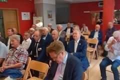 Czyzby-tam-pod-paznokciami-cos-jeszcze-zostalo